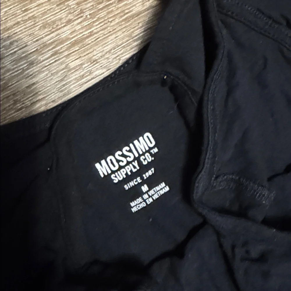 Mossimo black long tank medium‎ - Picture 2 of 2